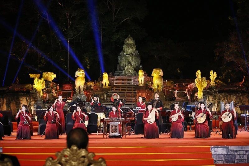 2024年1月13日，在柬埔寨暹粒舉行的“中柬人文交流年”啟動(dòng)儀式。