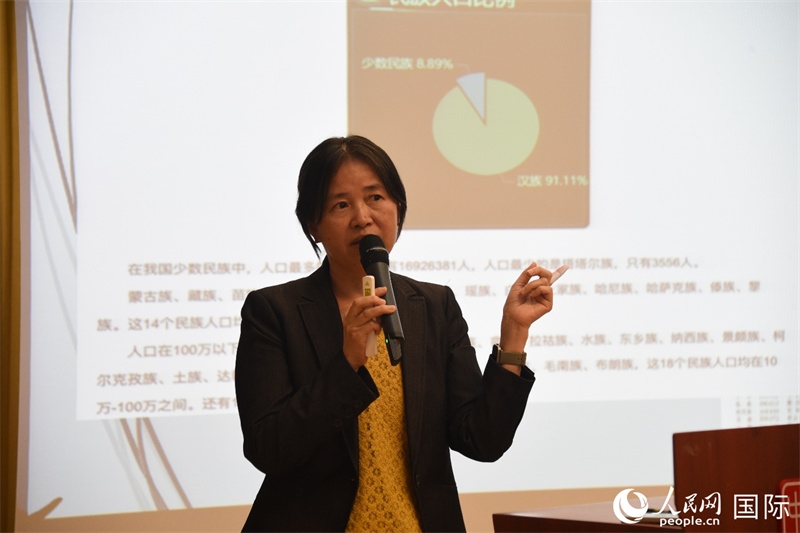 斯德哥爾摩大學(xué)訪問(wèn)學(xué)者徐英春博士的專(zhuān)題講座。人民網(wǎng)記者 殷淼攝