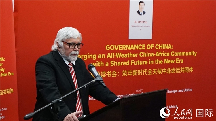 南部非洲科學(xué)、工程、技術(shù)、教育協(xié)會(huì)執(zhí)行副總裁楊煥嶺。人民網(wǎng) 劉暢攝