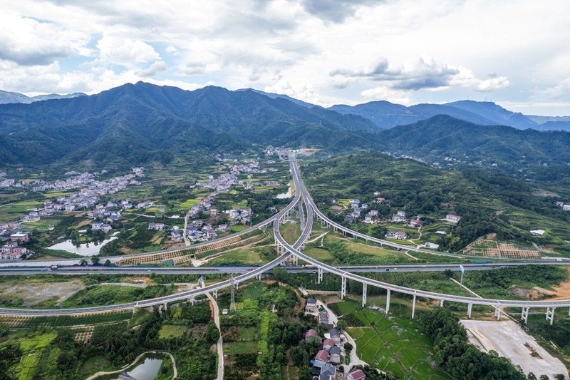 確?；緦崿F(xiàn)社會主義現(xiàn)代化取得決定性進展——寫在黨的二十屆四中全會召開之際